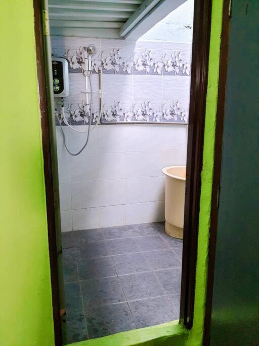 Syukur Homestay Ipoh Kültér fotó
