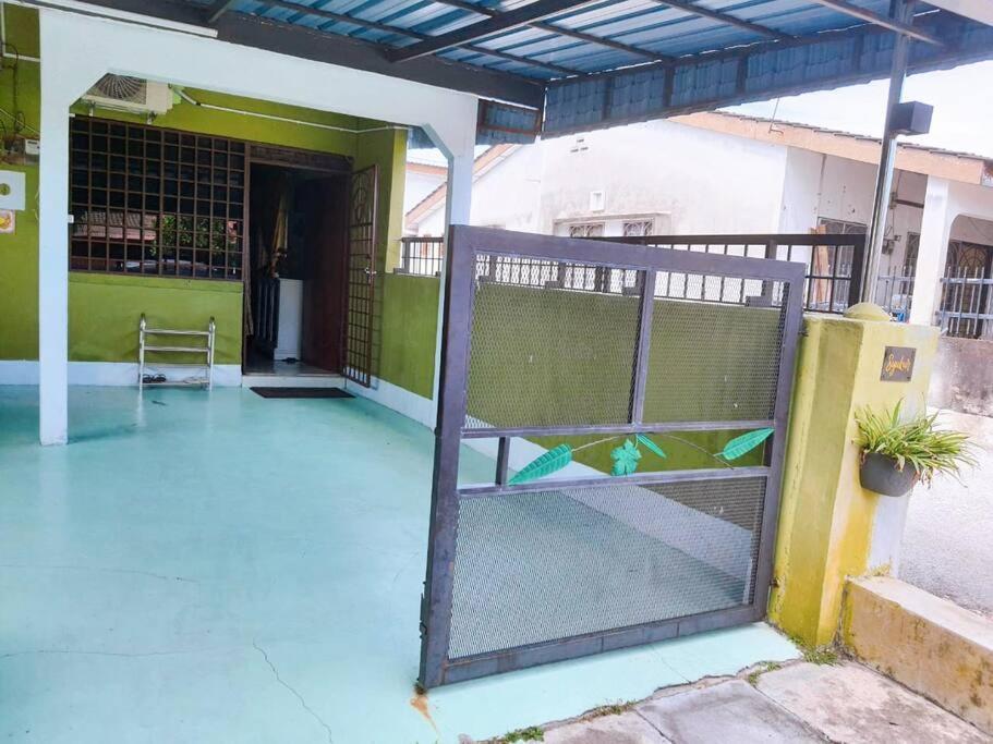 Syukur Homestay Ipoh Kültér fotó